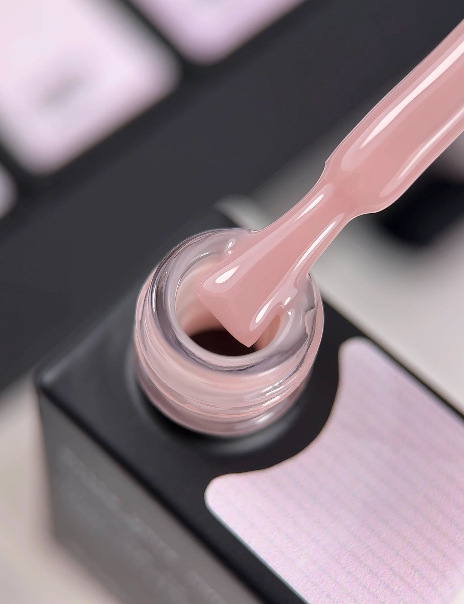 BIBLIOTEKA Cover Base № 07 Shade – Kühl rosabeige, 10 ml