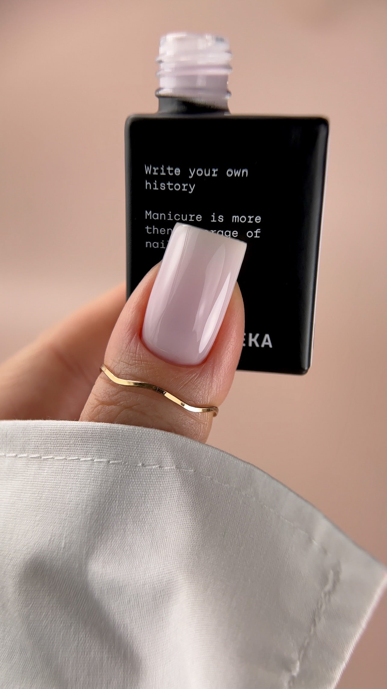 BIBLIOTEKA Cover Base № 10 Fair – Hell und klar, 10 ml