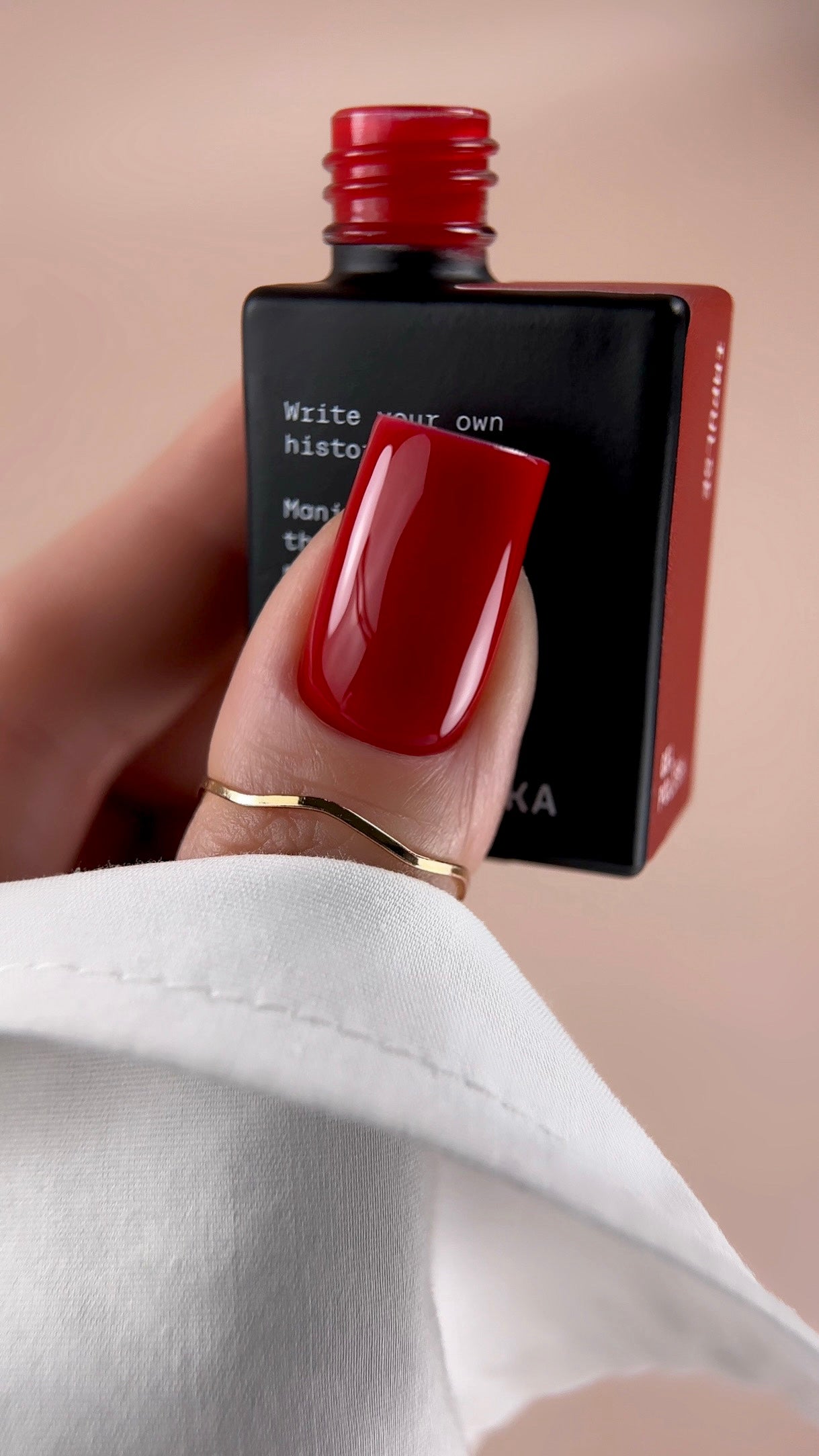 BIBLIOTEKA Gel Polish № 28 Impulse – Bright red, 10 ml